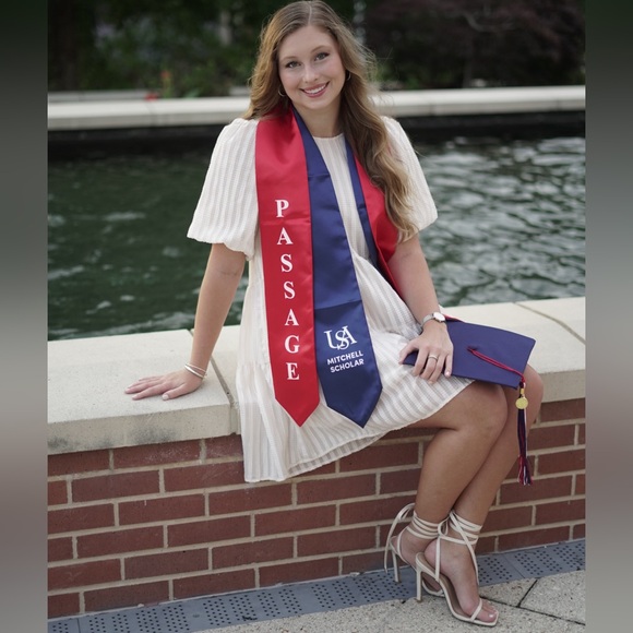 Steve Madden strappy heel cream colored - Picture 2 of 6